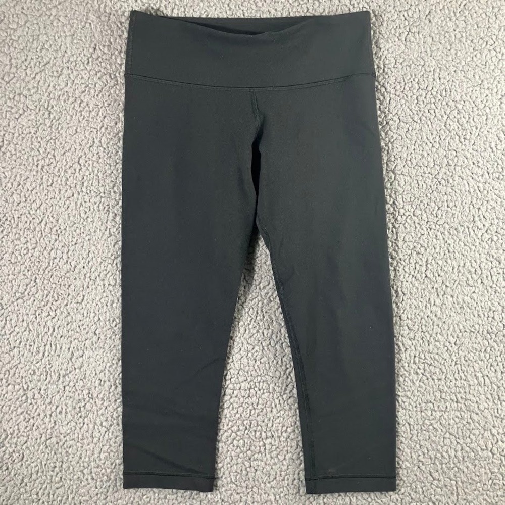 Lululemon Wunder Under Crop Leggings Black Size 6 Yoga Pants Workout Activewear